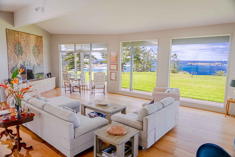 Lounge room
